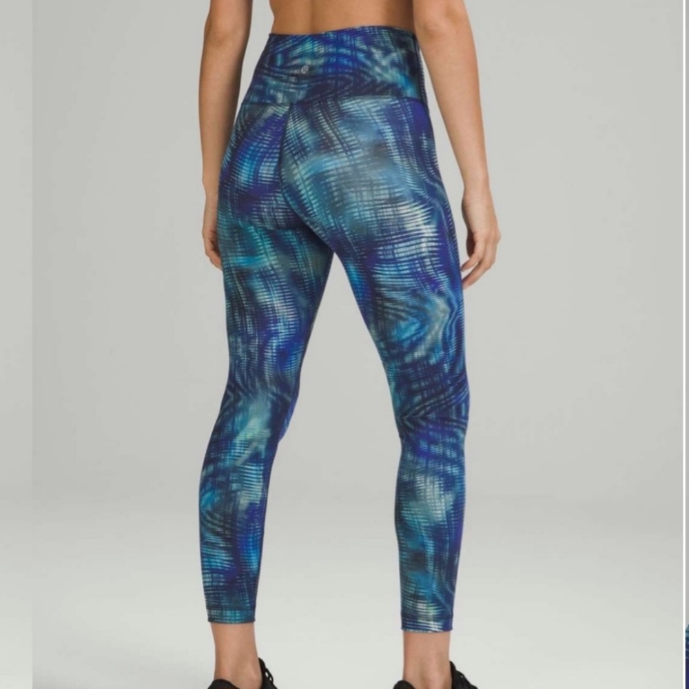 Lululemon 25" legging size 10